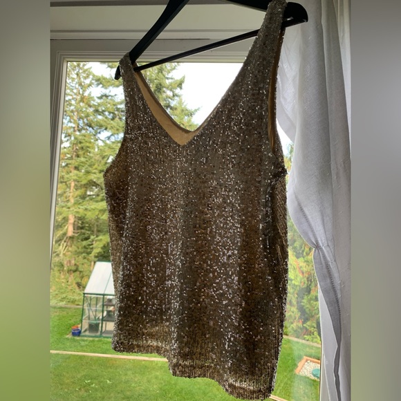 Sparkly top - Picture 2 of 3